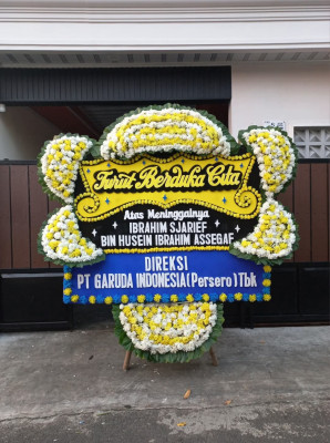Papan Bunga Duka di Jawa Kiri